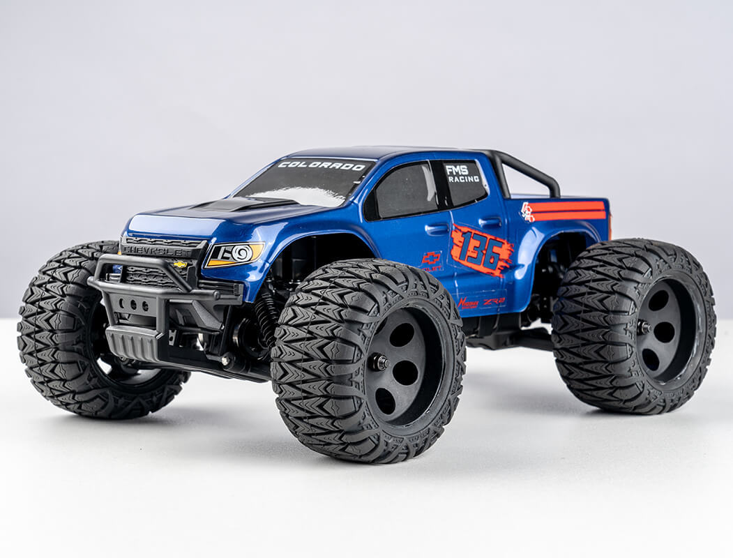 FMS FCX24 1/24TH CHEVROLET COLARADO TRUCK RTR - BLUE #FMS12421BDRTRBU