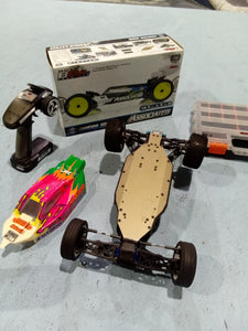 Team associated B6.4 with electronics great condition.