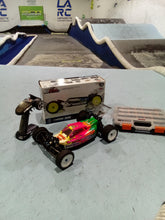 Team associated B6.4 with electronics great condition.